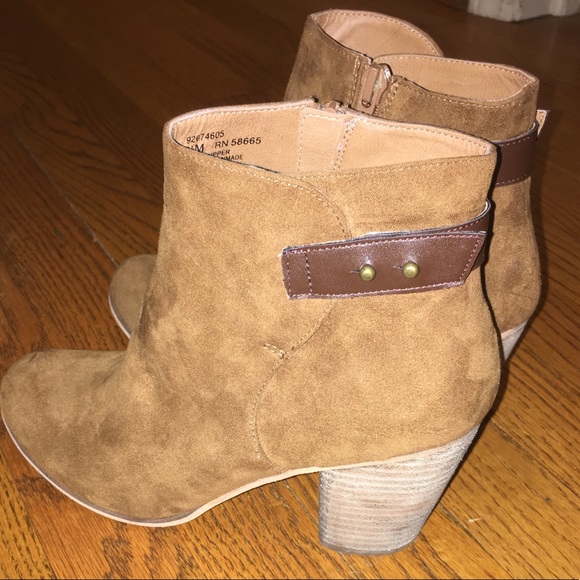 Abound heeled booties - Picture 1 of 4